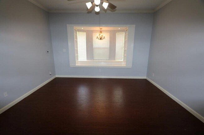 Building Photo - 28238 Daystrom Ln