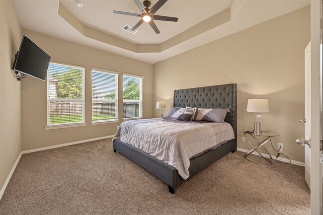 Building Photo - 4502 Mallory Creek Dr