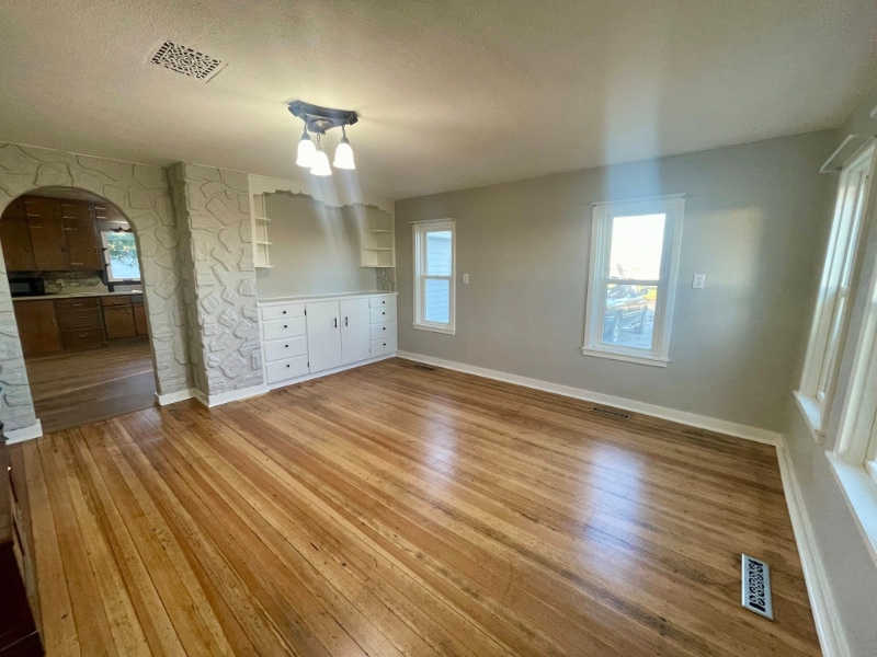 Building Photo - 2055 140th St