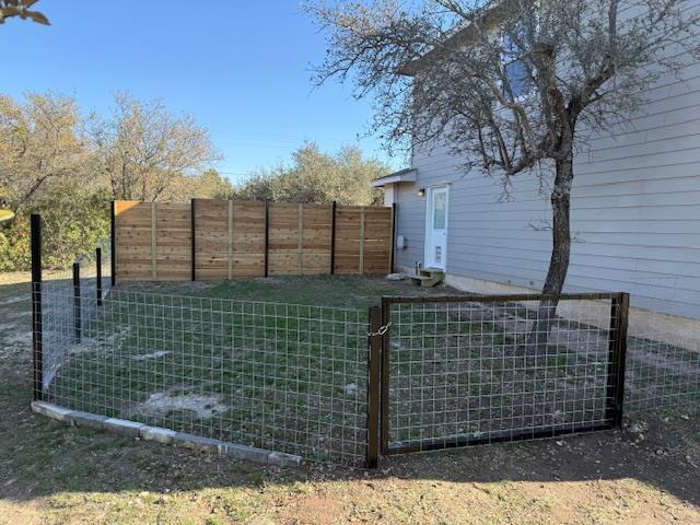 Building Photo - 4204 Bob Wire Rd