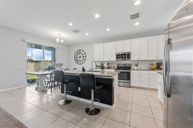 Building Photo - 3047 Adams Cross Dr