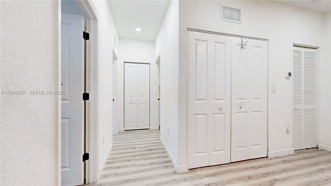 Building Photo - 24902 SW 107th Ave