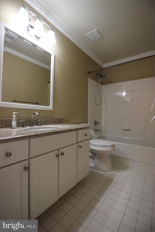 Building Photo - 10470 Courtney Dr