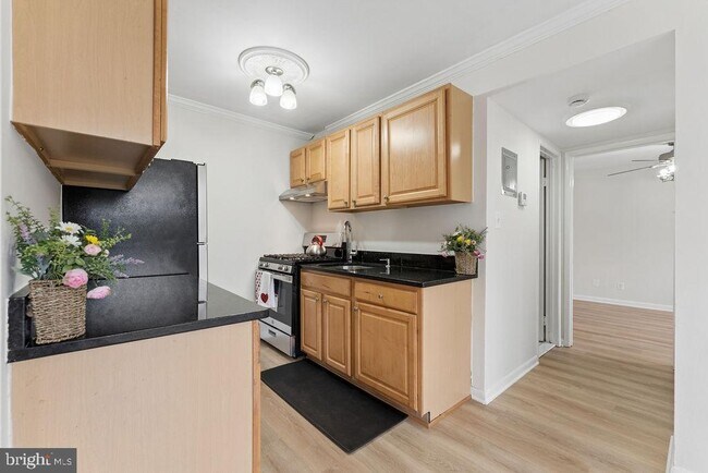 Building Photo - 7704 Donnybrook Ct