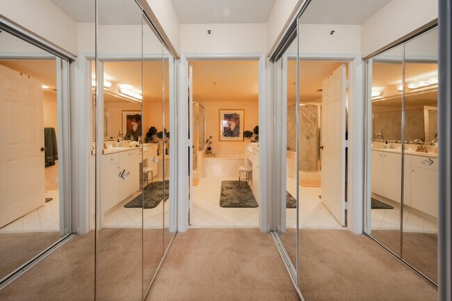 Building Photo - 5749 Gemstone Ct