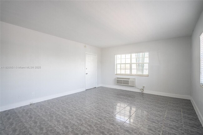 Building Photo - 320 84th St