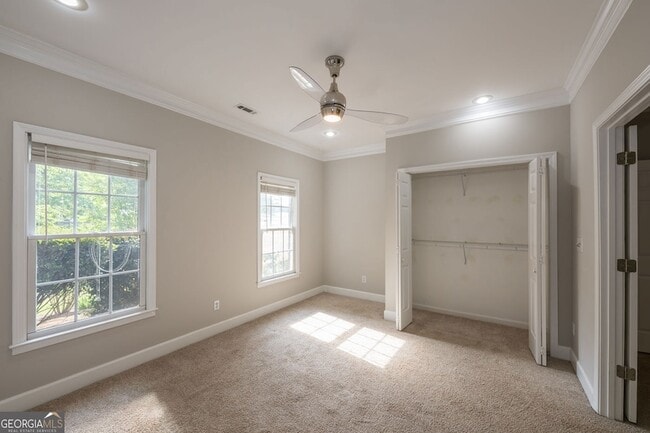 Building Photo - 1512 Fallen Leaf Ct SW
