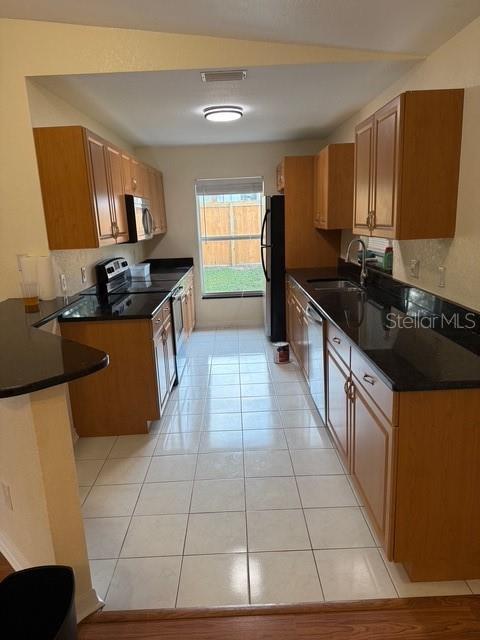 Building Photo - 911 Valmar St