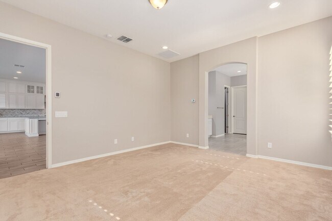 Building Photo - New Rental Listing in Madison Vistas