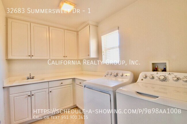 Building Photo - 32683 Summersweet Dr