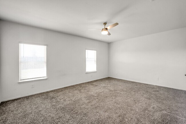 Building Photo - 15130 Pr Ml Dr