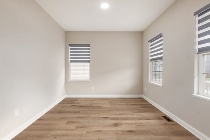 Building Photo - 8741 Olenmead Dr