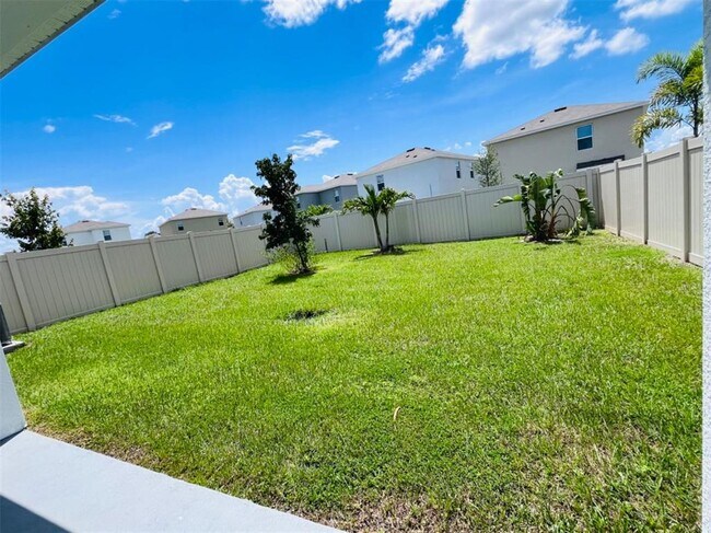 Building Photo - 5563 Birch River Trl