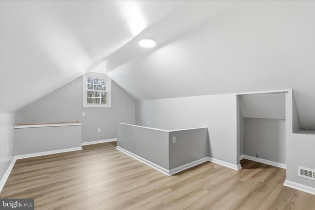 Building Photo - 130 Cox Rd