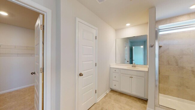 Building Photo - Ideal Home for Rent in Summers Corner Comm...