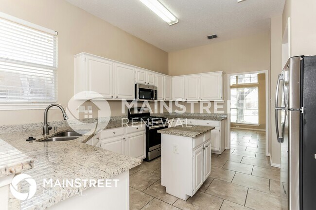 Building Photo - 719 E Grubb Dr