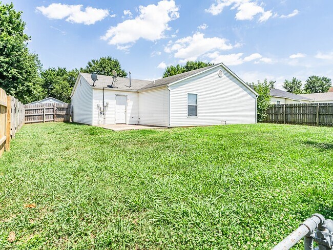 Building Photo - 306 Parkcrest Dr