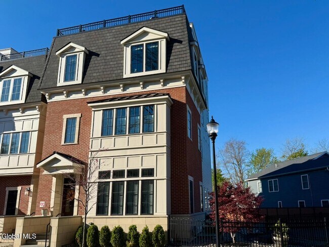 Building Photo - 18 C Cherry St