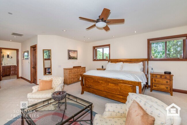 Building Photo - Stunning 4 Bedroom / 2 Bathroom Home Surrounded by Vineyards & Breathtaking Views