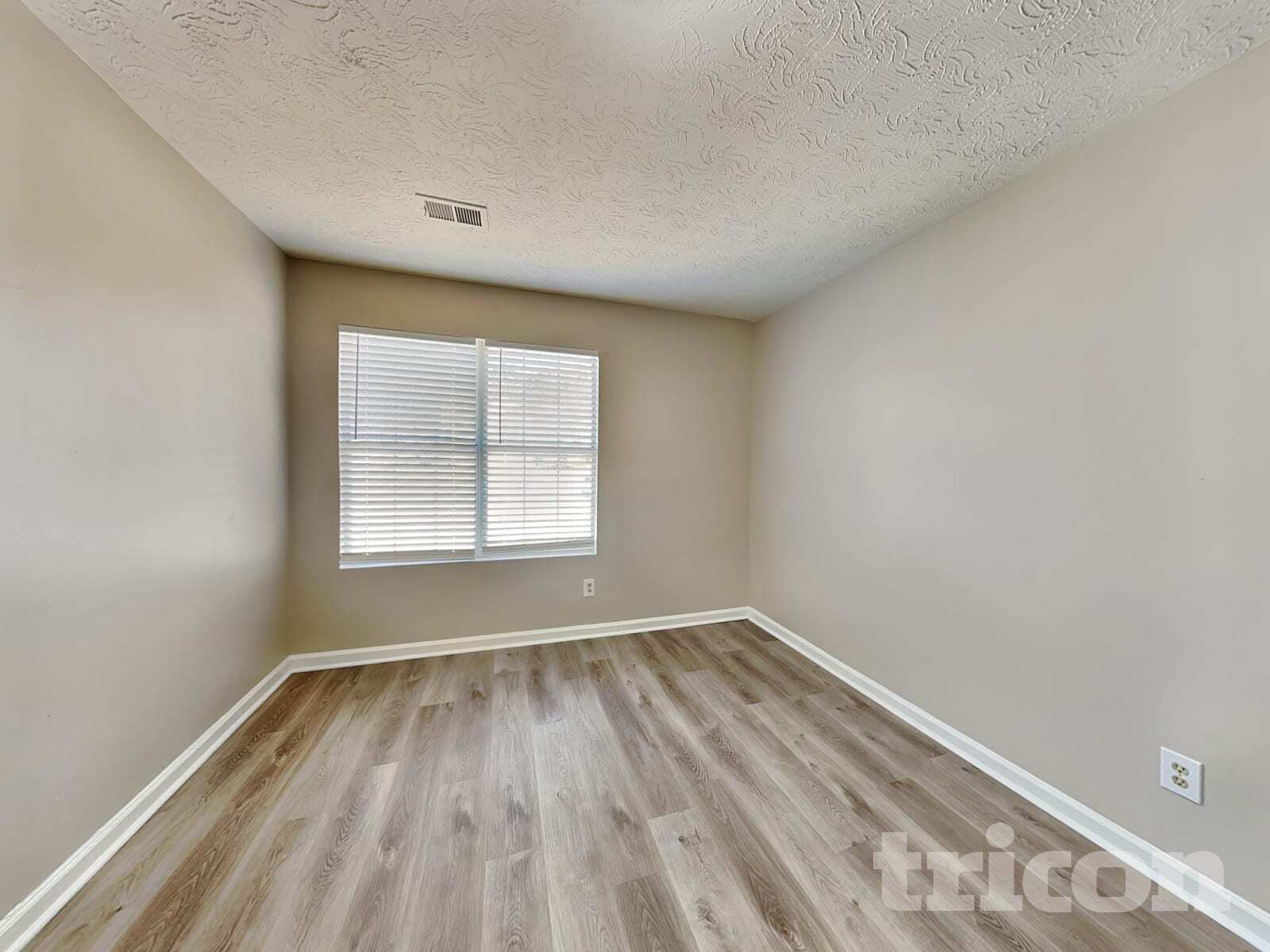 Building Photo - 6591 Anson Ct