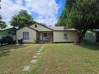 Building Photo - 6540 Hollis Ave