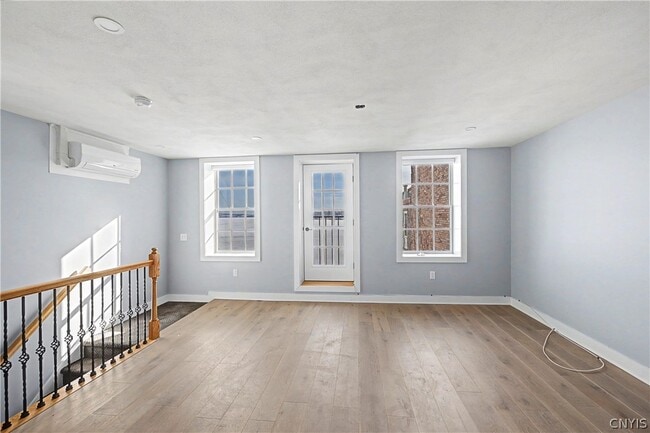 Building Photo - 28 E Genesee St