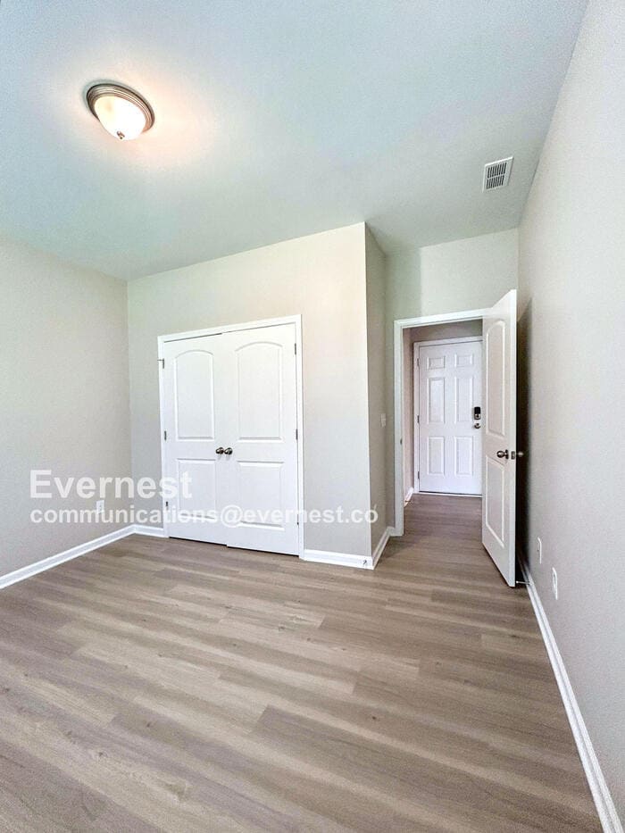 Building Photo - 140 W Morehouse Ave