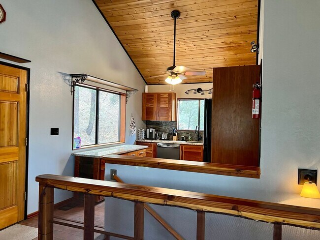 Building Photo - Cozy 3-Bed 2-Bath Cabin-Style Home Nestled...