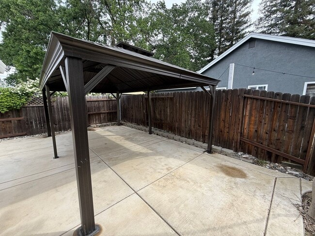 Building Photo - 4231 Edison Ave