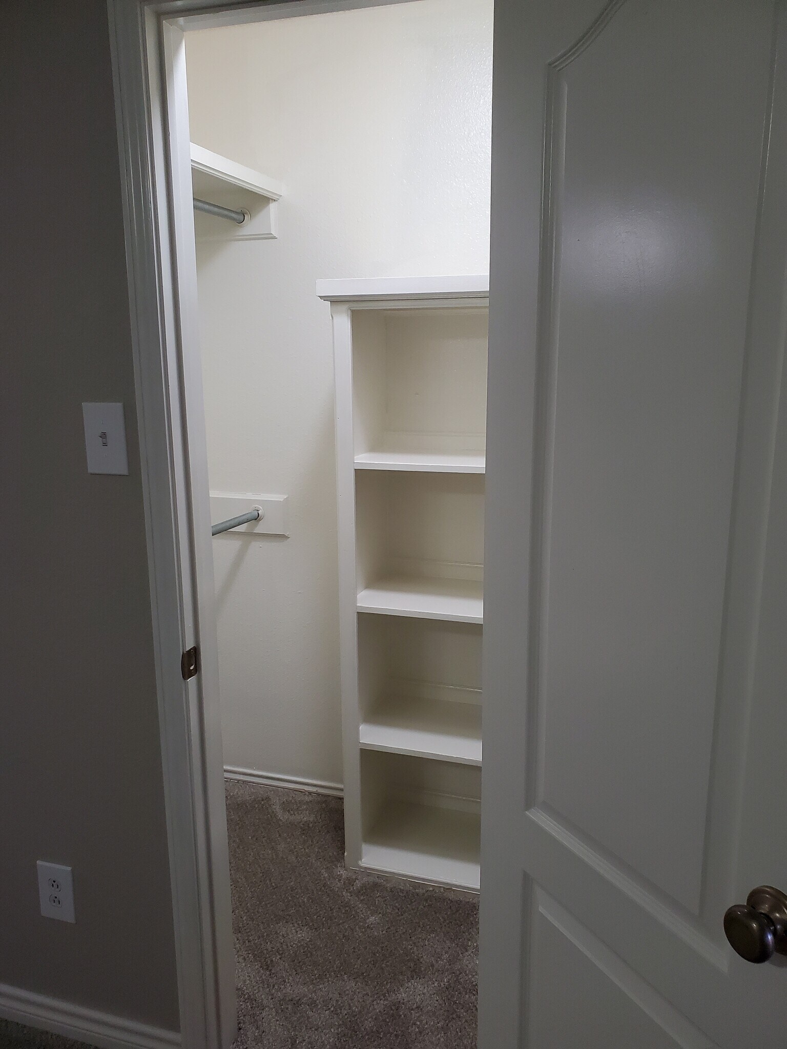 Master closet - 106 N Troy Ave