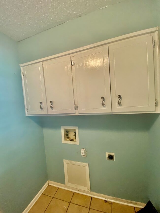 Building Photo - Haughton LA Dogwood Park Subdvn Home for Lease | $1,600/mo | 3 br 2 ba