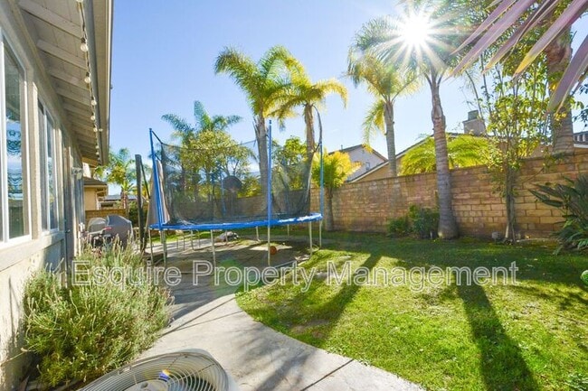 Building Photo - 3750 Golden Pond Dr