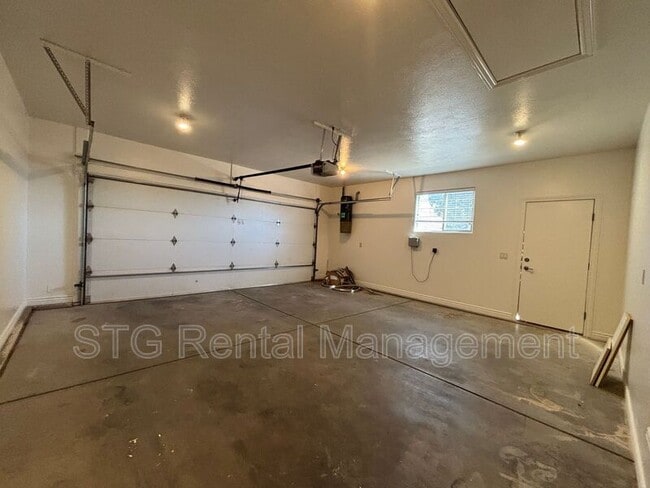 Building Photo - 348 E 1060 S