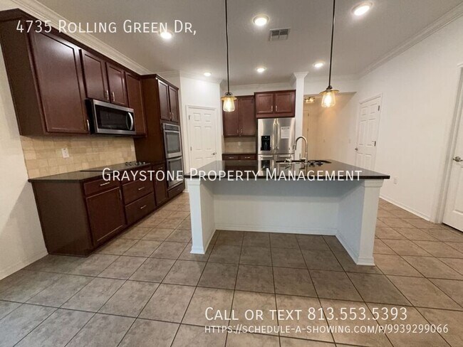 Building Photo - 4735 Rolling Green Dr