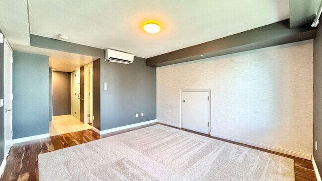Building Photo - 2 BEDROOM CONDO UNIT IN CONVENIENT DOWNTOWN HONOLULU - CAPITOL PLACE