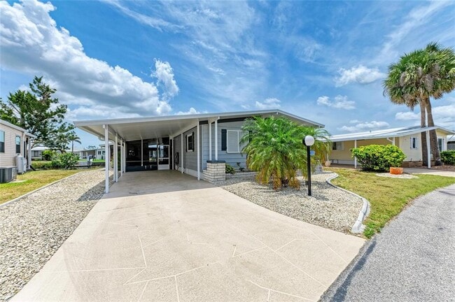 Building Photo - 122 Martinique Rd