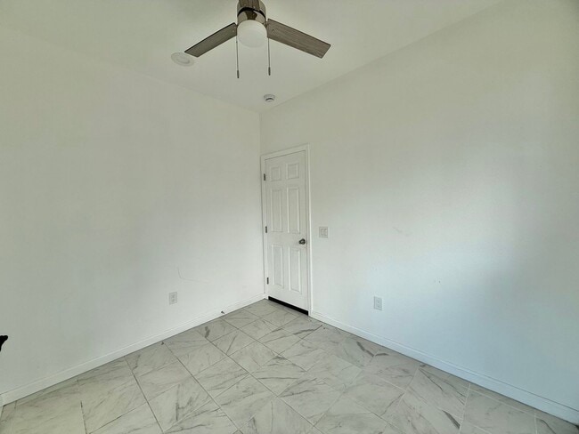 Building Photo - Newly Upgraded - 2 Bedroom / 1 Bathroom House In Waiehu For Rent! Pet friendly!