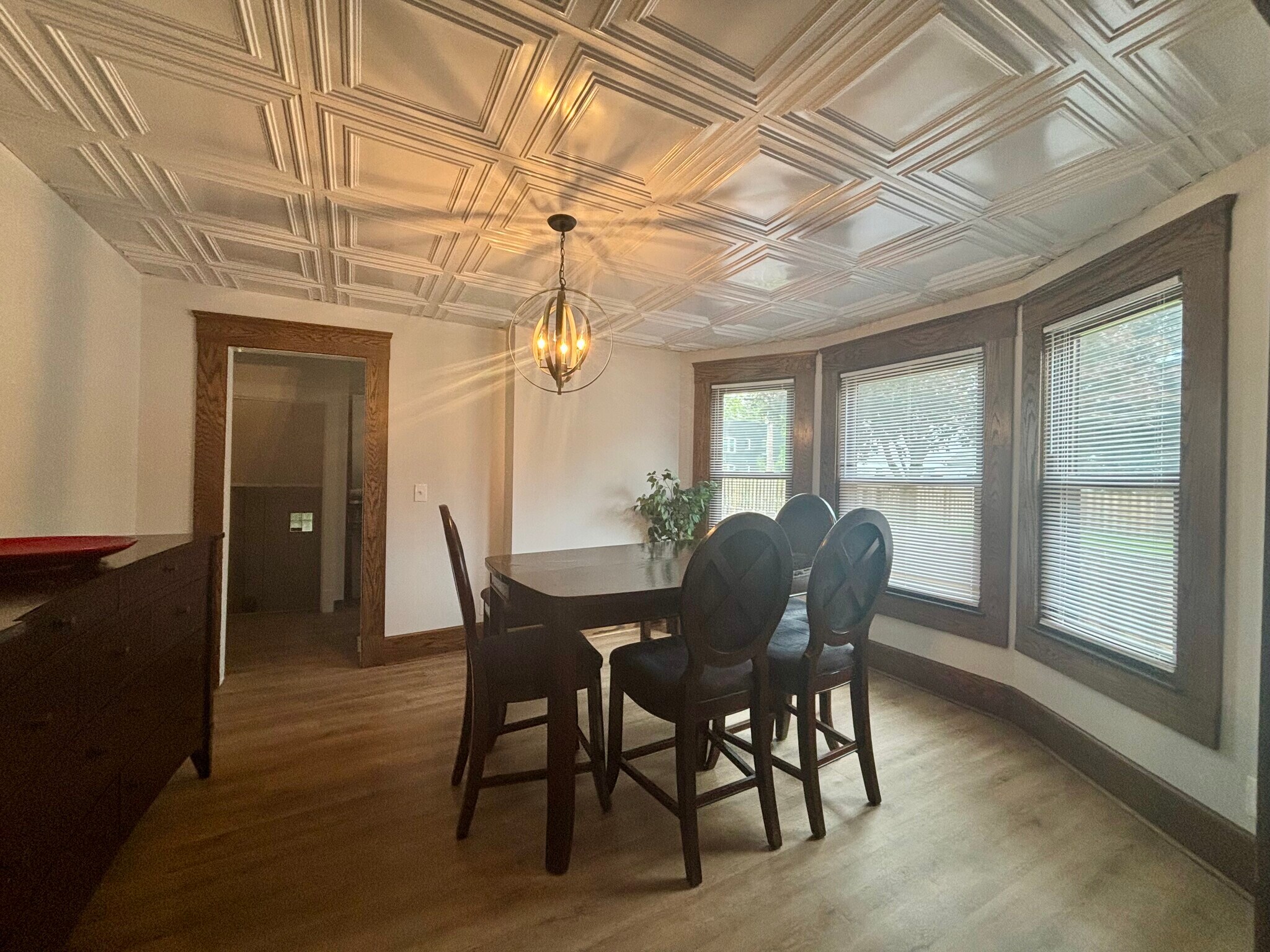 Building Photo - 1483 E 118th St