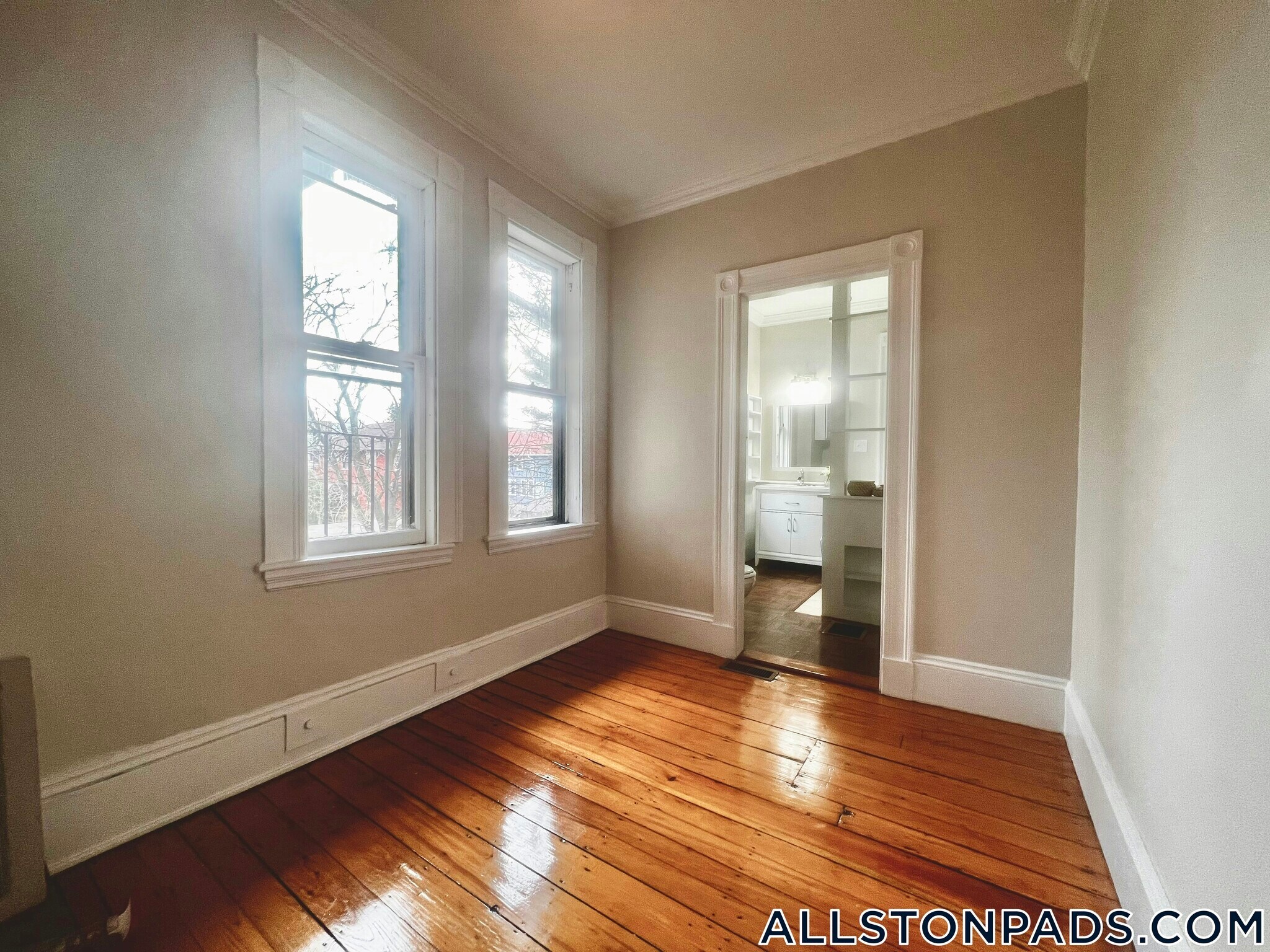 Building Photo - 78 Aldie St