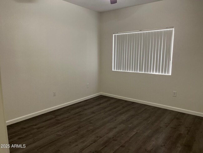 Building Photo - 11375 E Sahuaro Dr
