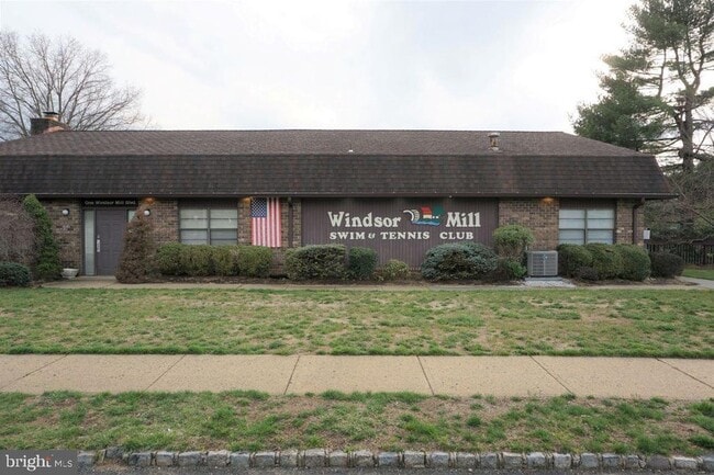 Building Photo - 1914 Old Stone Mill Dr