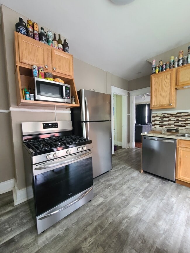 Building Photo - 3444 Price Ave