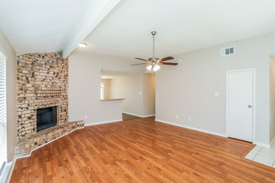 Building Photo - 10911 Kirkbud Ln