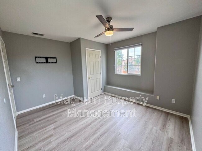 Building Photo - 32358 Gardenvail Dr