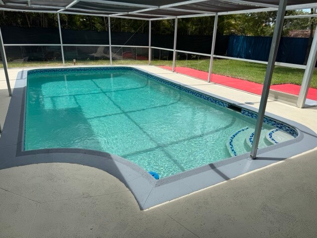 Building Photo - 6904 Doral