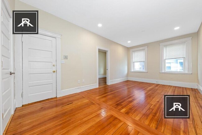 Building Photo - 3 bedroom in Brighton MA 02135