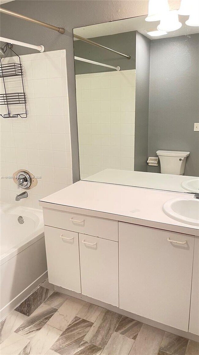 Building Photo - 8110 San Carlos Cir