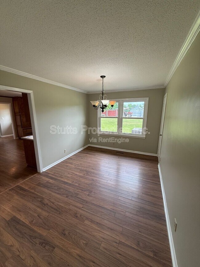 Building Photo - 3575 Co Rd 154