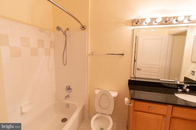 Building Photo - 12000 Market St