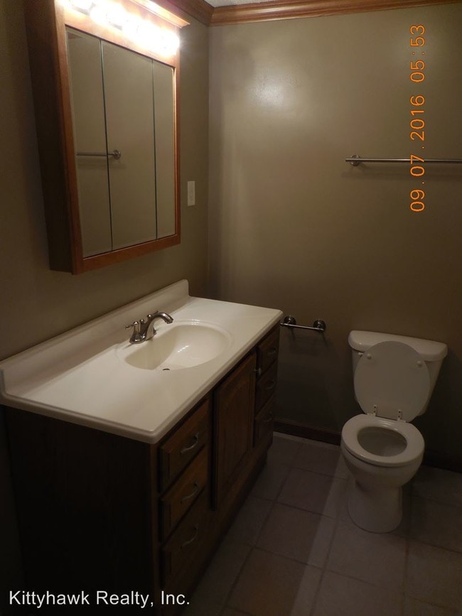 Building Photo - 3 br, 2 bath House - 4950 Appleridge Court